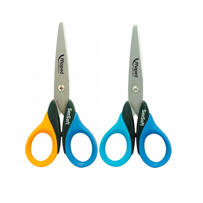 Maped Sensoft Tijera Escolar Punta Redonda - Cuchillas de Acero Inoxidable - Mango de Plastico Flexible - 13 cm. - Colores Surtidos - Caja Expositora de 24 ud.